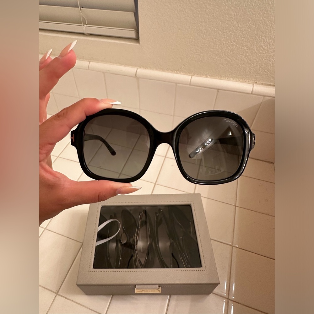 Tom Ford Hanley Sunglasses - Picture 4 of 9